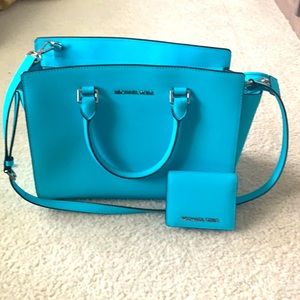 Michael Kors Handbag & Wallet